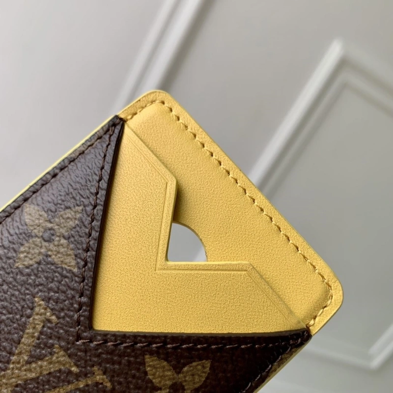 Soft LX Wallets 2510