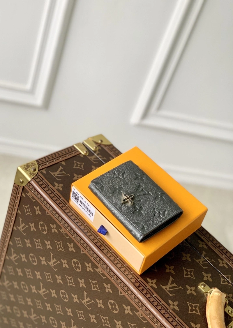 WellDesigned LX Wallets 2499