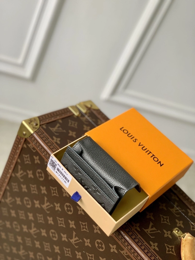 WellDesigned LX Wallets 2499