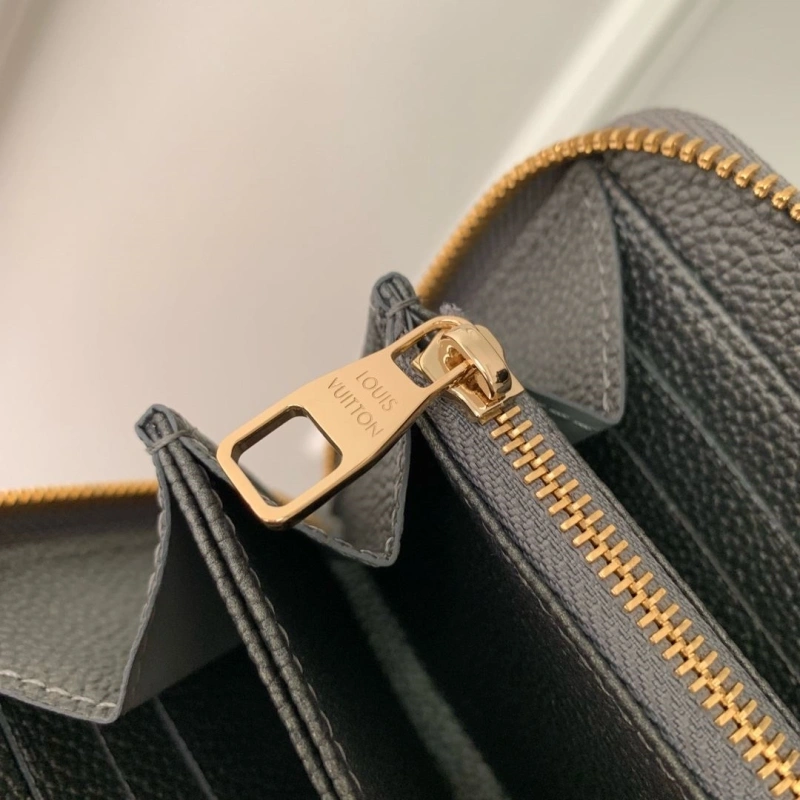 Functional LX Wallets 2509