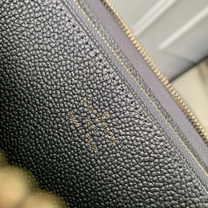 Functional LX Wallets 2509