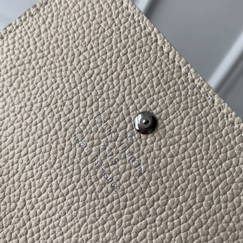 Versatile LX Wallets 2516