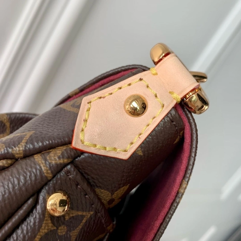 Efficient LX Satchel Bags 2602