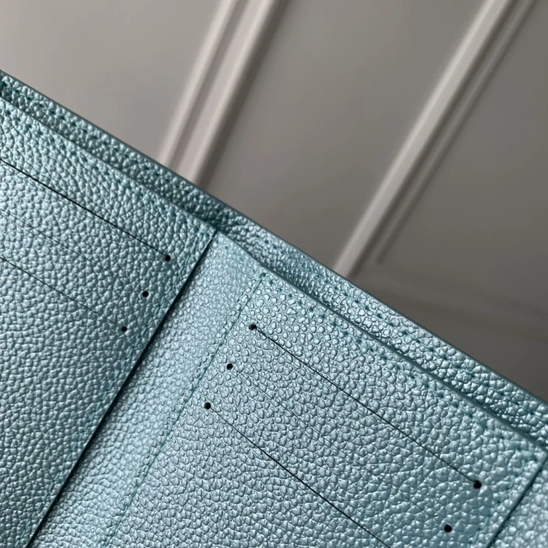 Flexible LX Wallets 2501