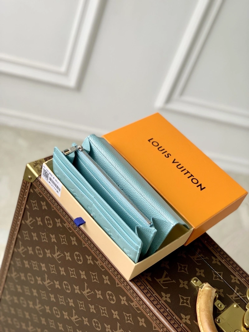 WellDesigned LX Wallets 2555