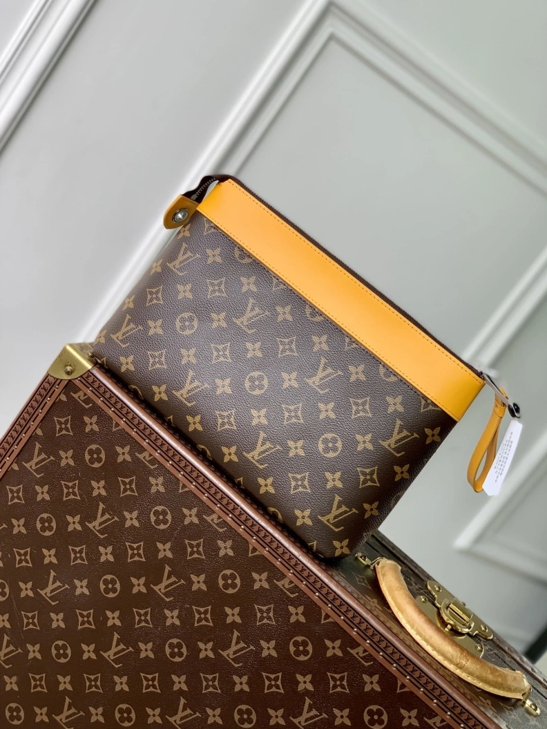 Classic LX Clutch Bags 1733