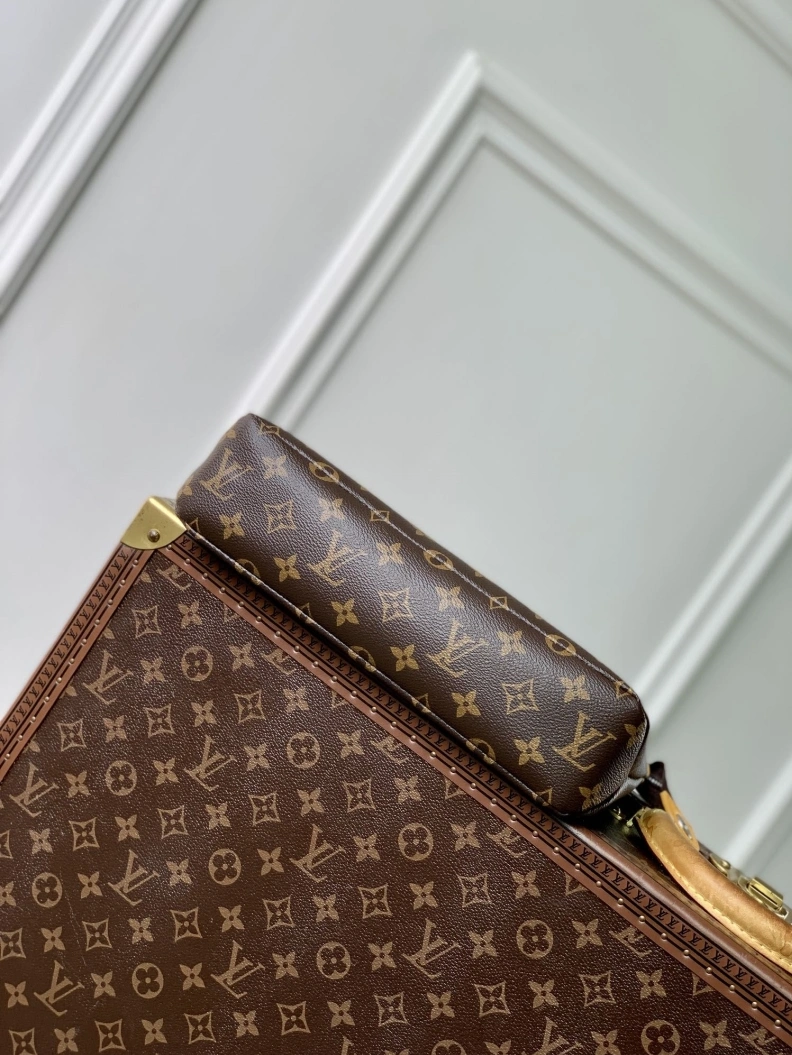 Classic LX Clutch Bags 1733