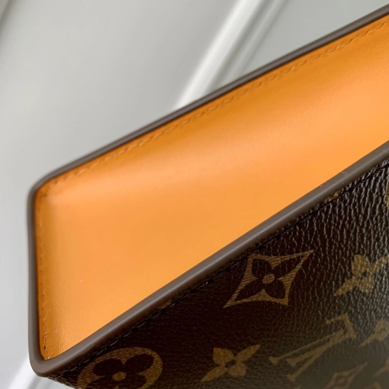 Bold LX Clutch Bags 1724