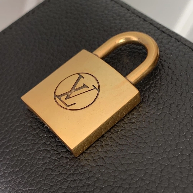 Affordable LX Wallets 1575