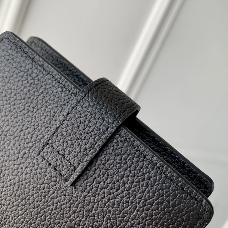 Affordable LX Wallets 1575