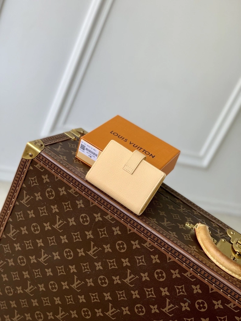 Compact LX Wallets 1590