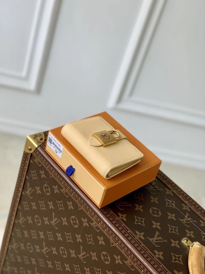Compact LX Wallets 1590