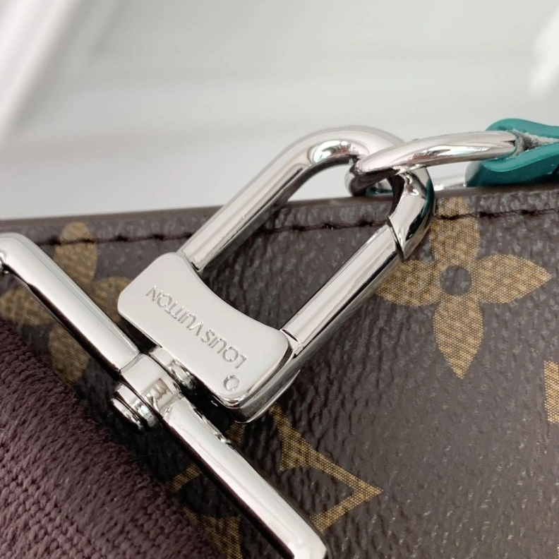 GoAnywhere LX Satchel Bags 1685