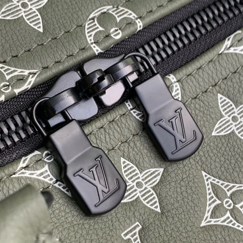Minimalist LX Travel Bags 1596