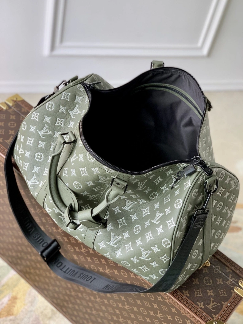 Minimalist LX Travel Bags 1596