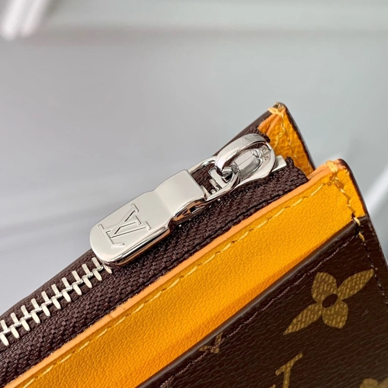Cozy LX Wallets 1580
