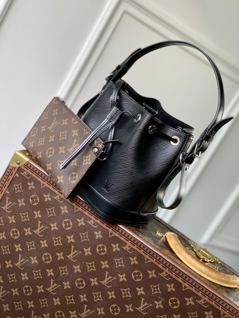 Flexible LX Bucket Bags 1761