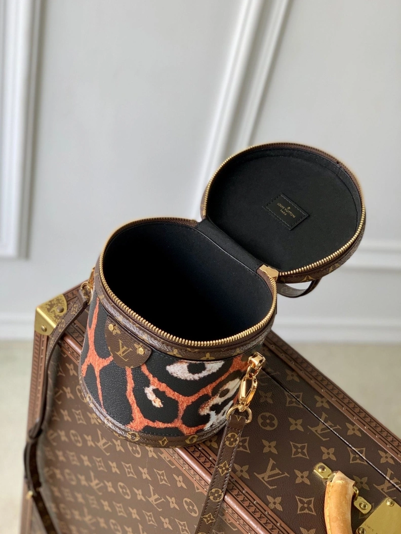 LX Round Bags Lightweight 1690