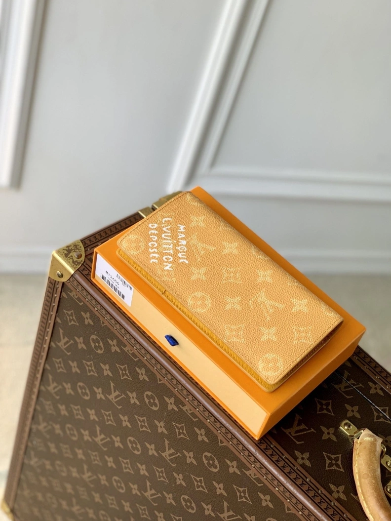 LX Wallets Practical 1588