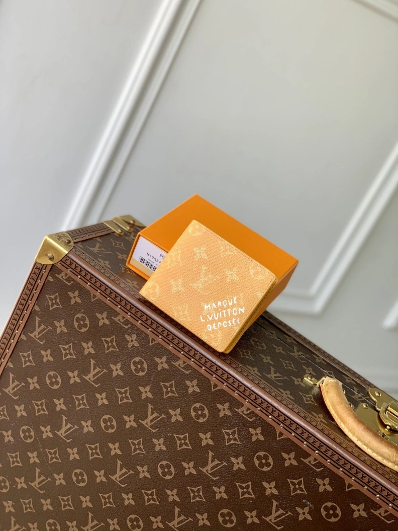Comfortable LX Wallets 1560