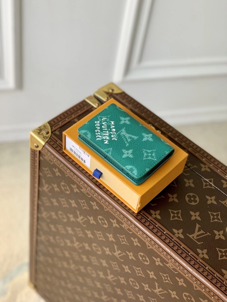 Unique LX Wallets 1563