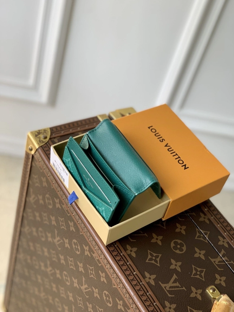 Popular LX Wallets 1566