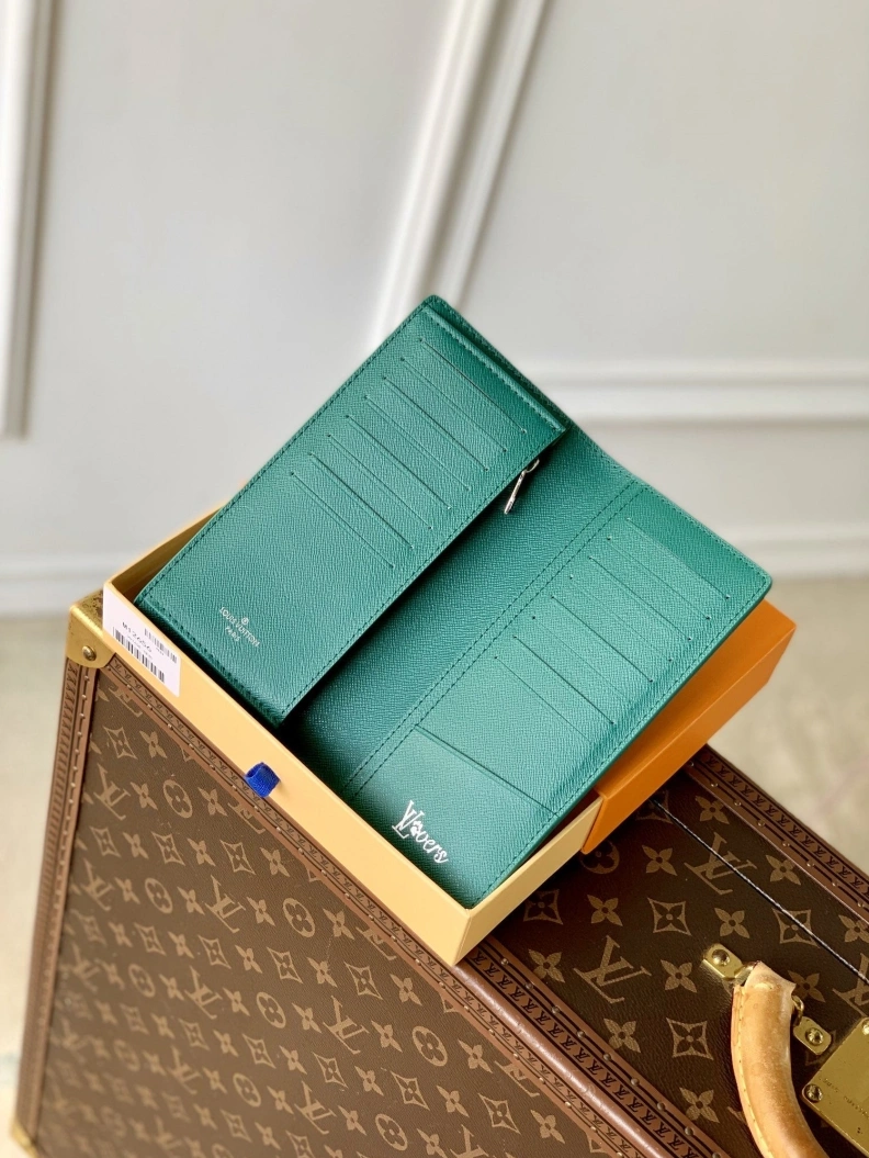 LX Wallets Comfortable 1630