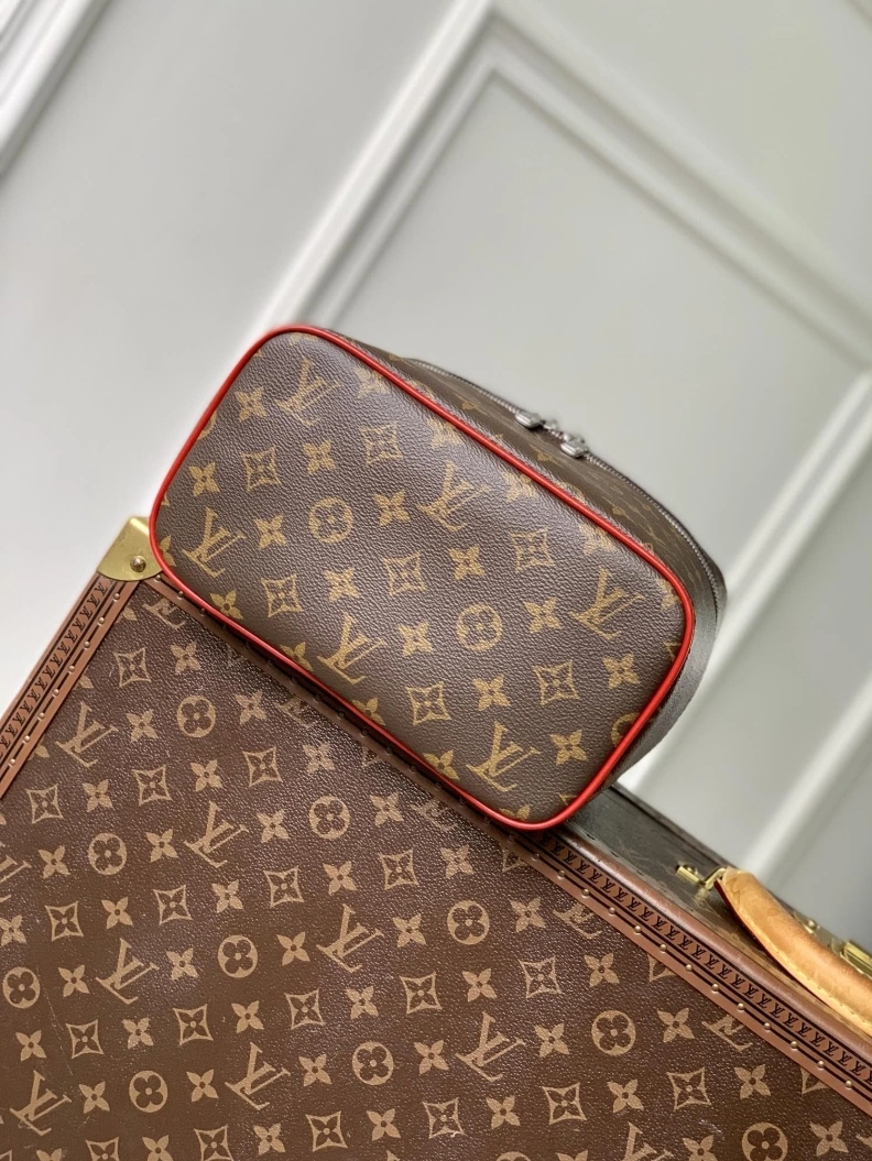 Trendy LX Cosmetic Bags 1704