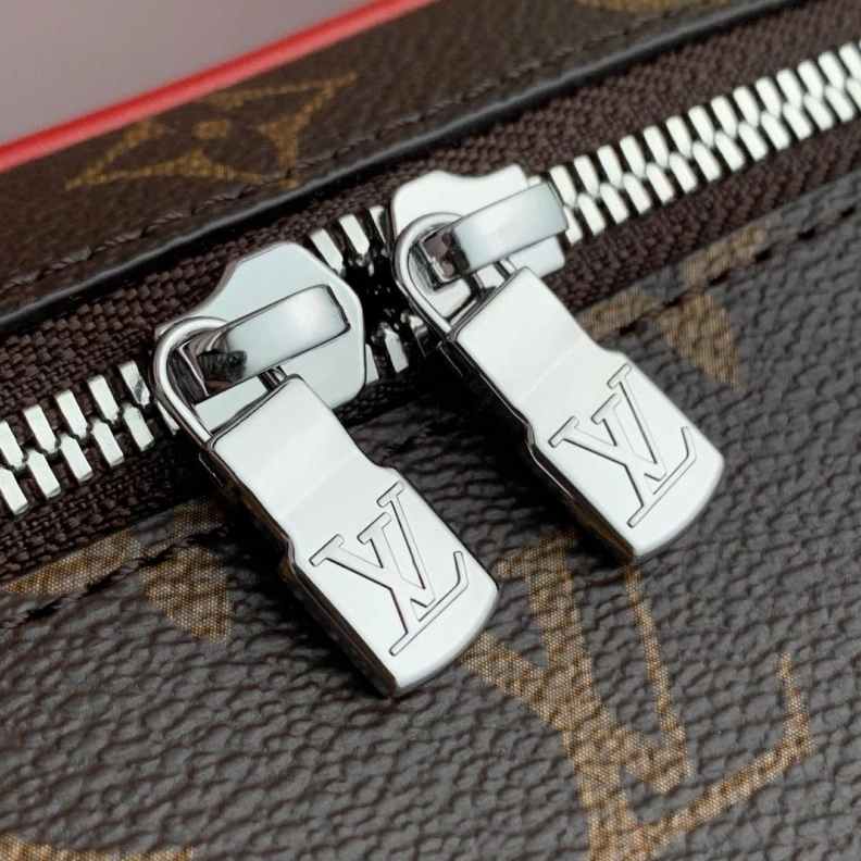 Trendy LX Cosmetic Bags 1704