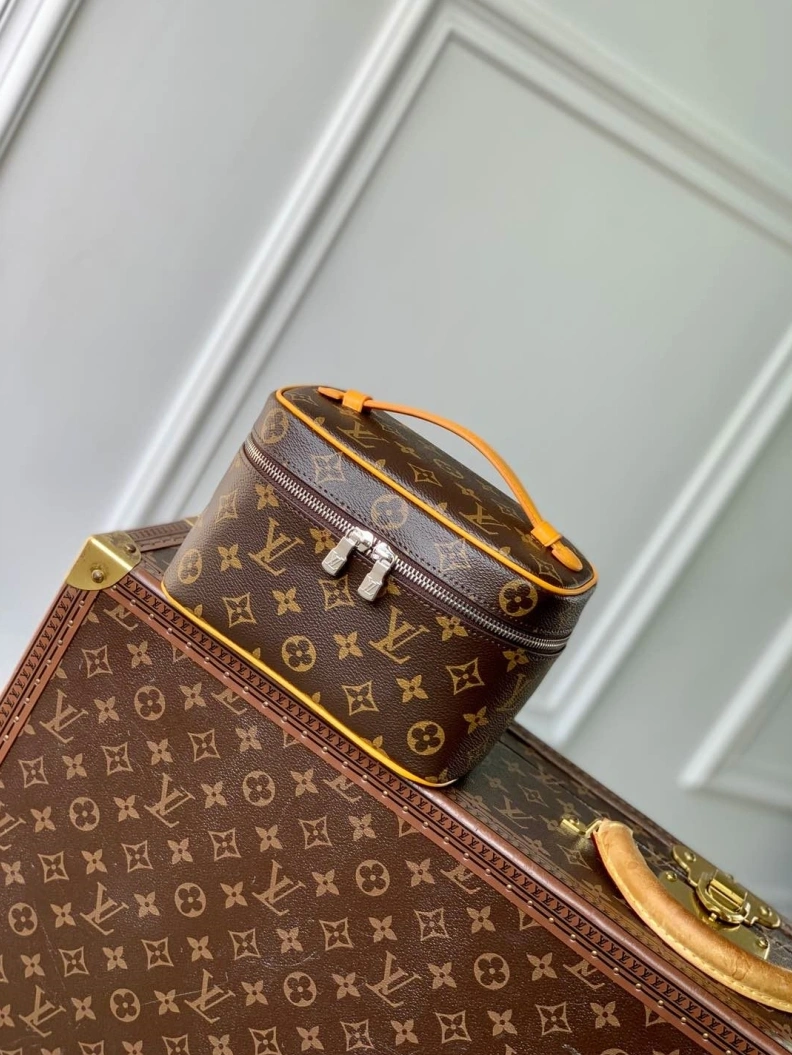 LX Cosmetic Bags Bold 1698