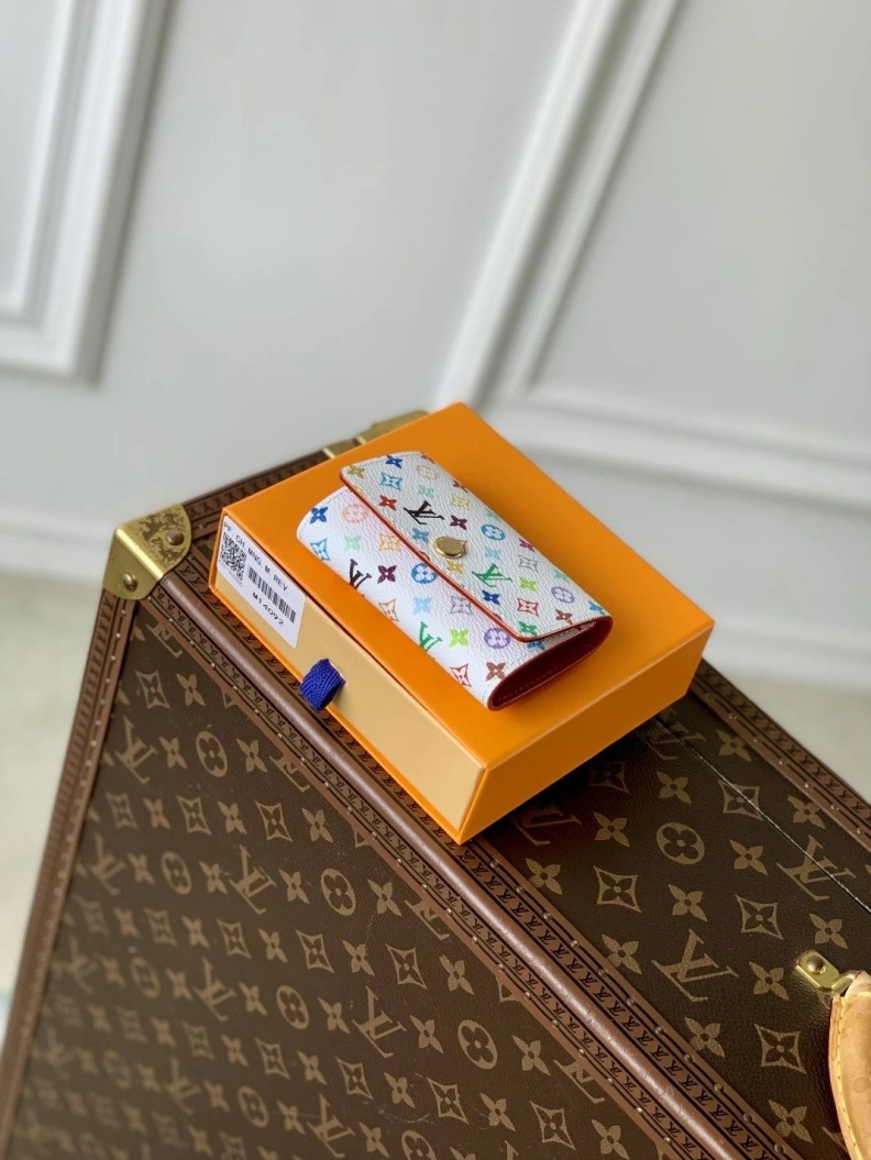 Resilient LX Wallets 1574