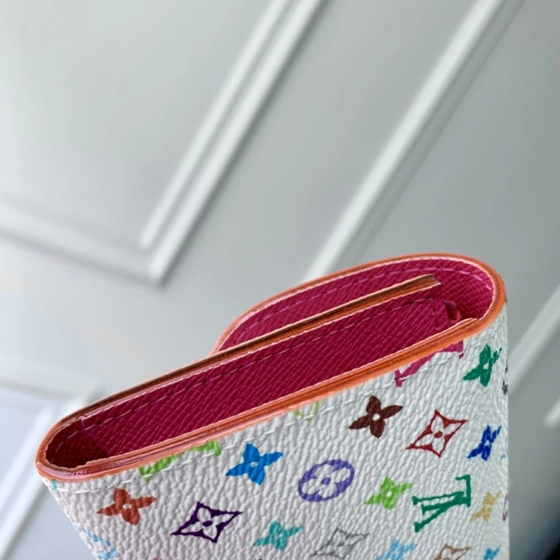 Soft LX Wallets 1556