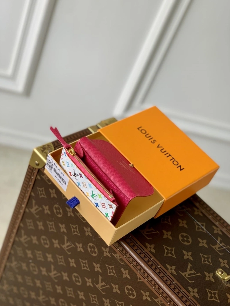 Soft LX Wallets 1556