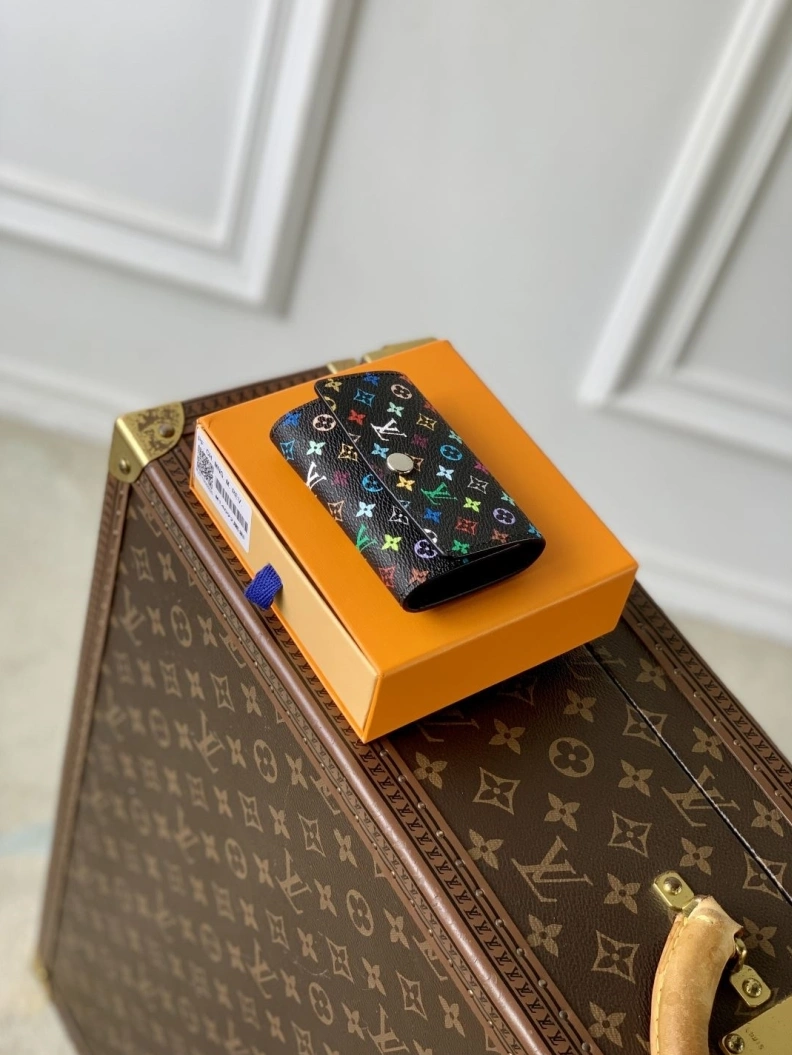 LX Wallets Refined 1554