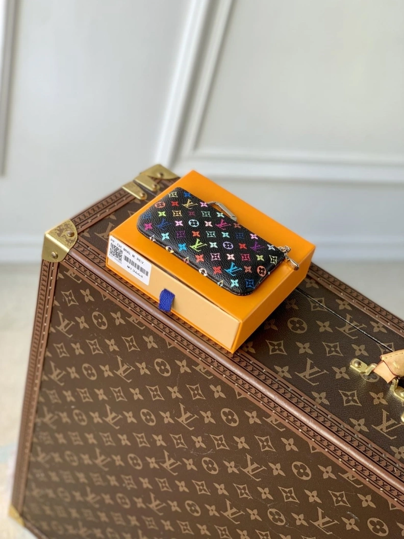 Bold LX Wallets 1555