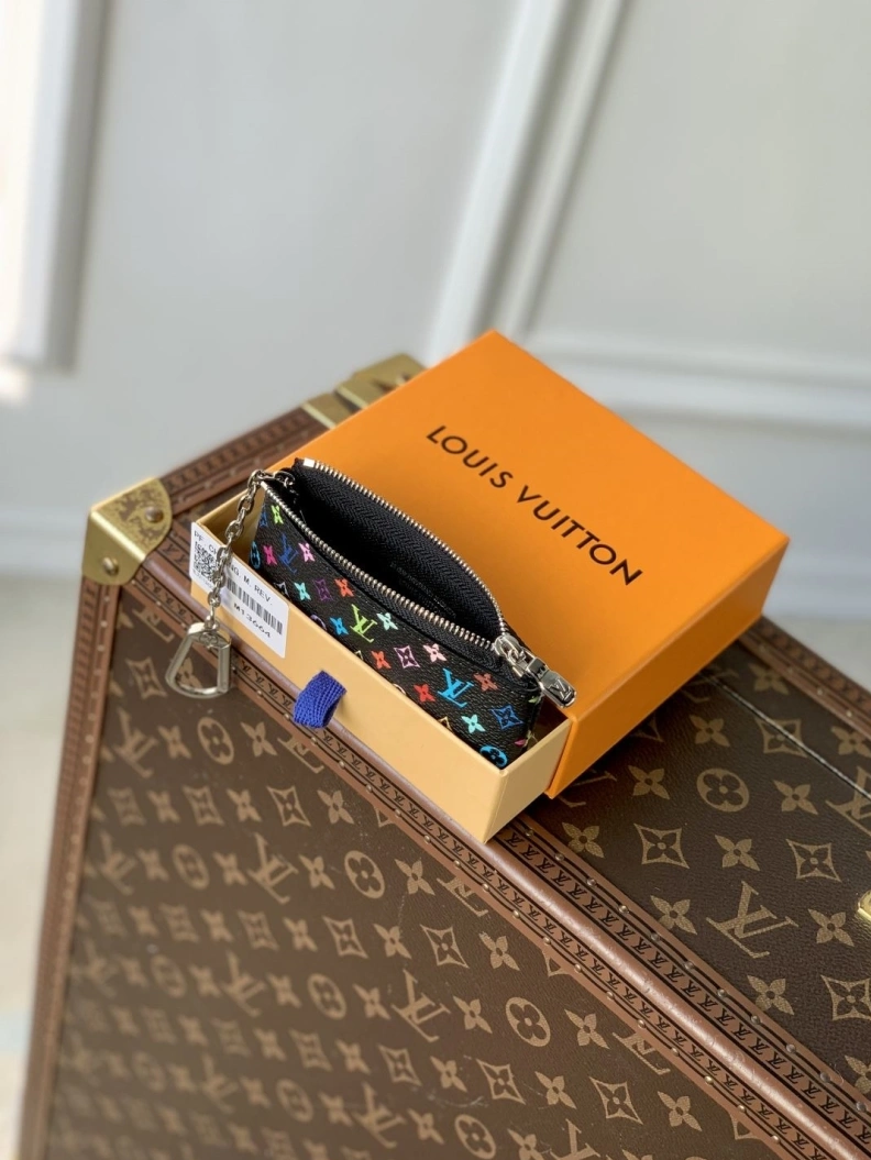 Bold LX Wallets 1555