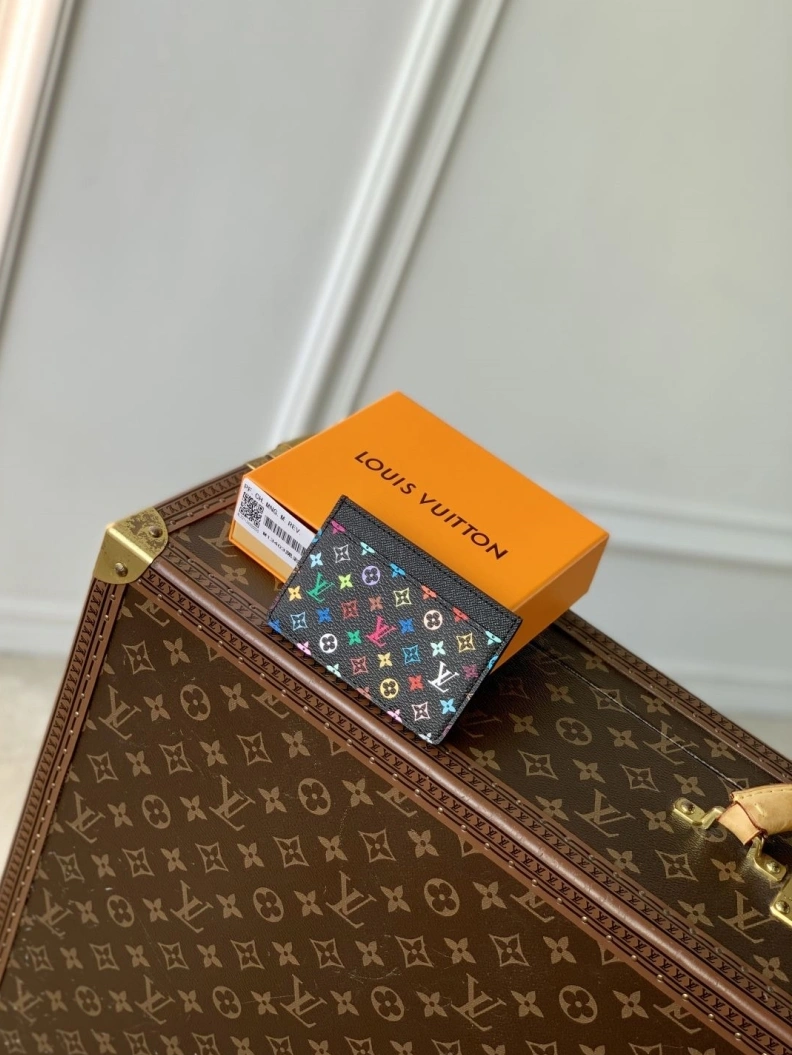 Efficient LX Wallets 1606