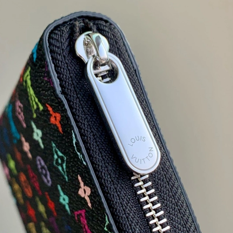 LX Wallets Lightweight 1567
