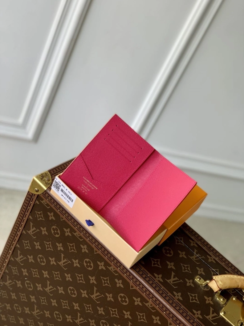 Bold LX Wallets 1551