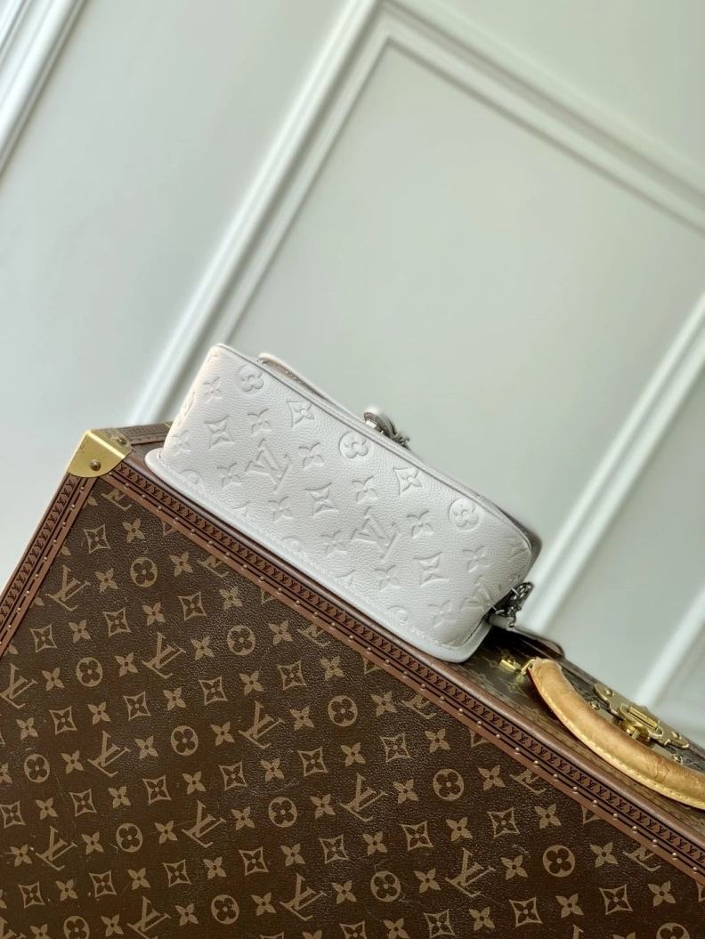 LX Satchel Bags Vibrant 1658