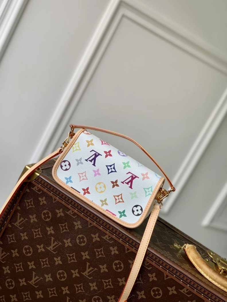 Classic LX Top Handle Bags 1625