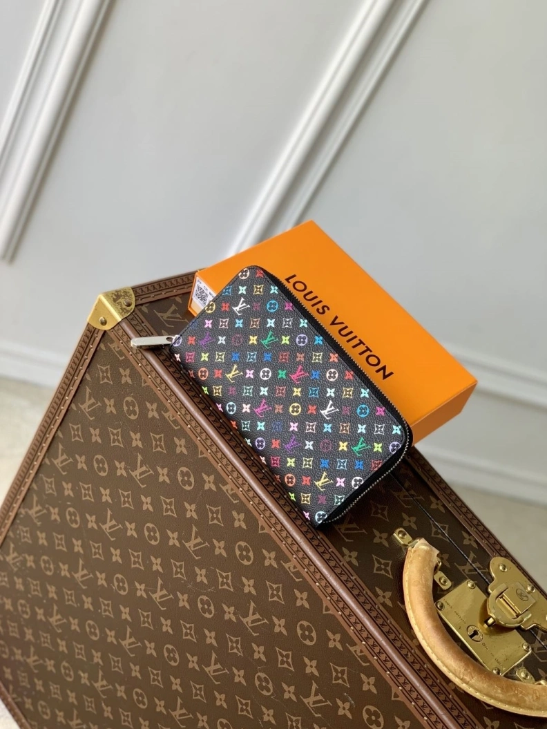 HighQuality LX Wallets 1532