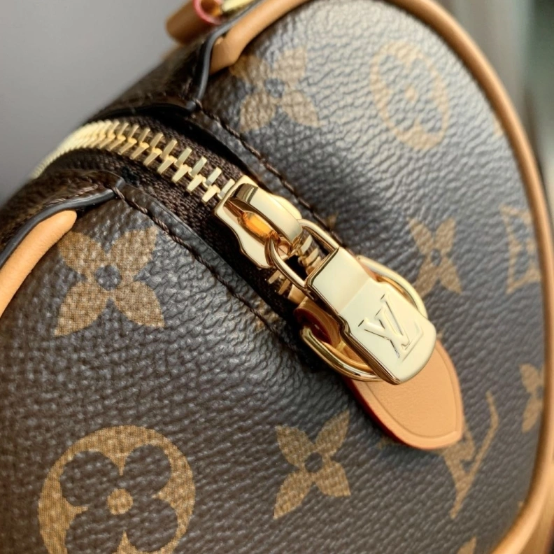 Versatile LX Round Bags 1693