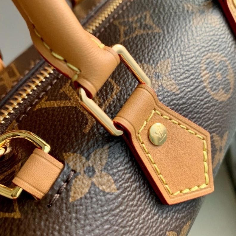 Versatile LX Round Bags 1693