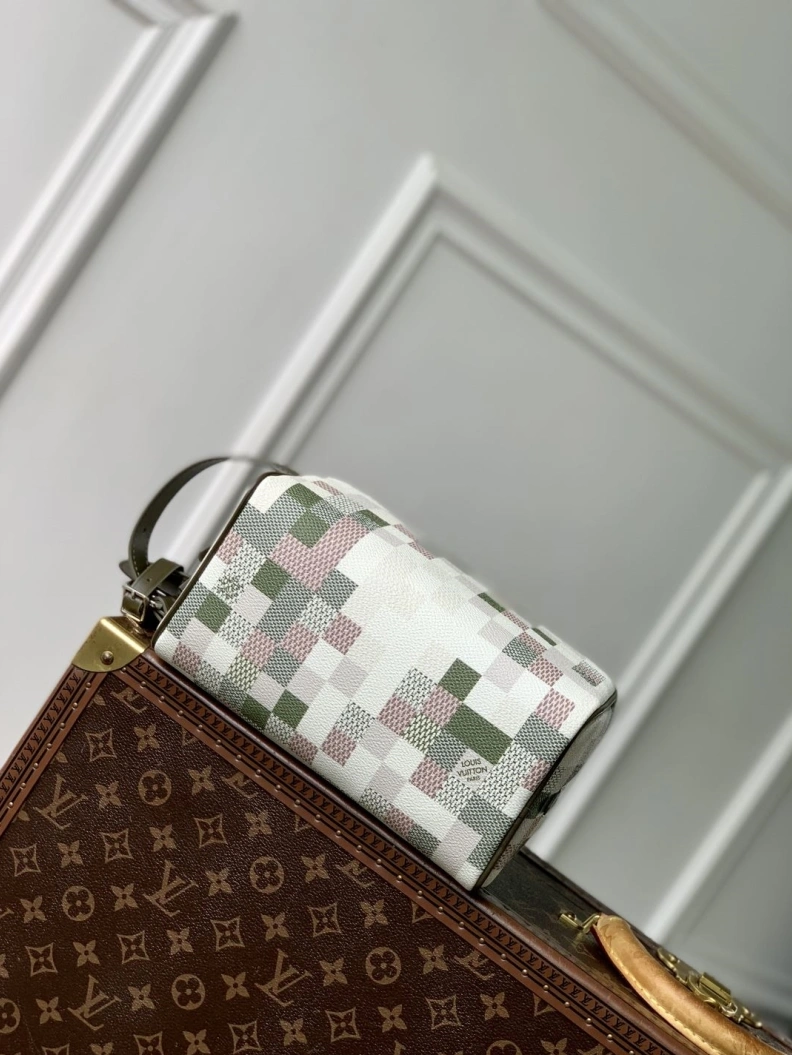LX Cosmetic Bags Reliable 1715