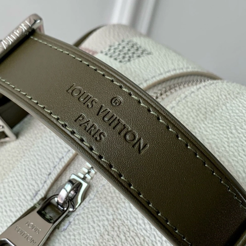 LX Cosmetic Bags Reliable 1715