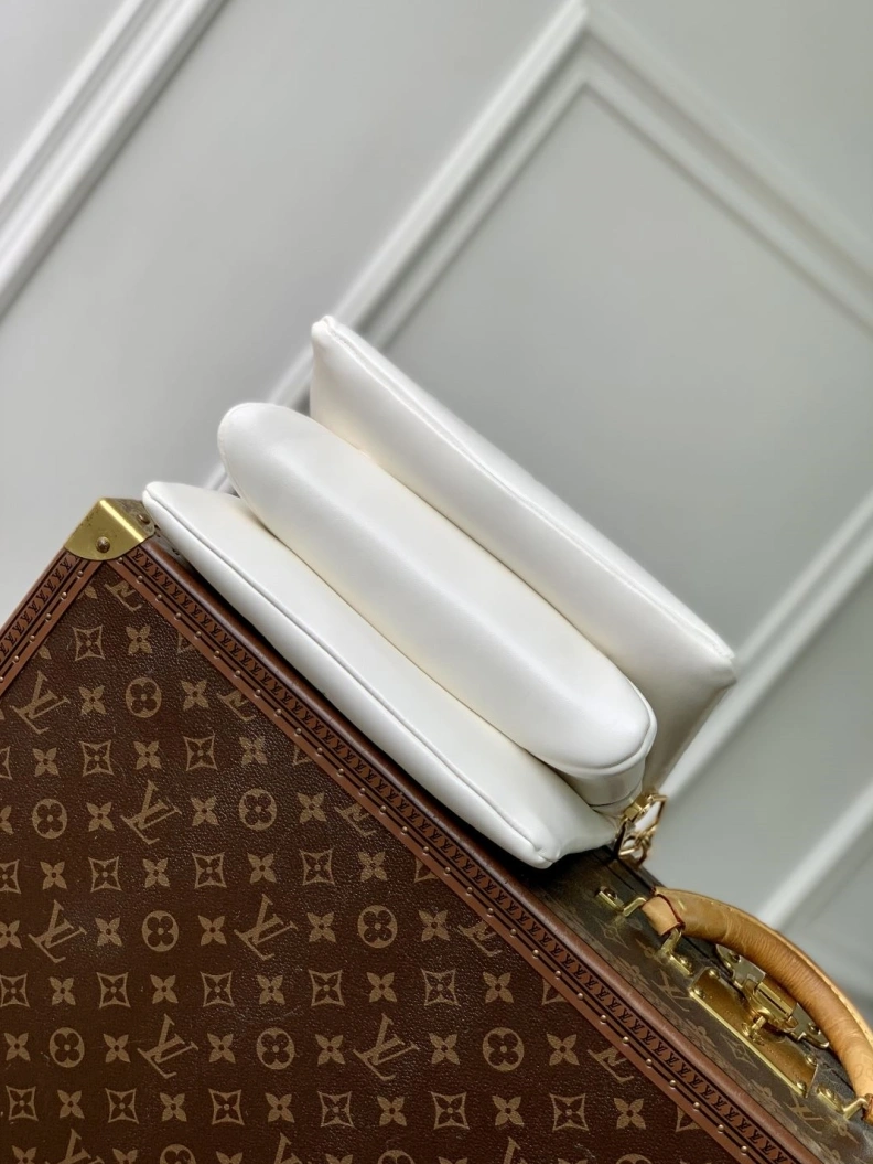 LX Satchel Bags Resilient 1660