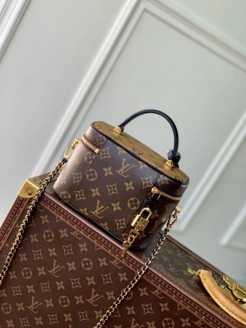 Popular LX Cosmetic Bags 1694