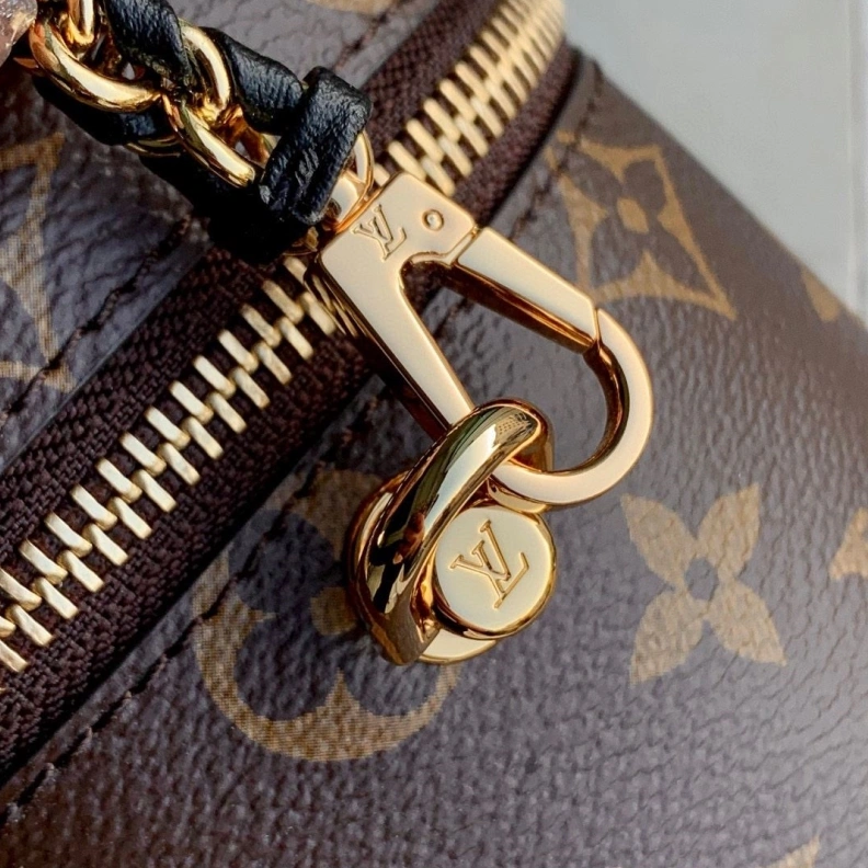 Popular LX Cosmetic Bags 1694