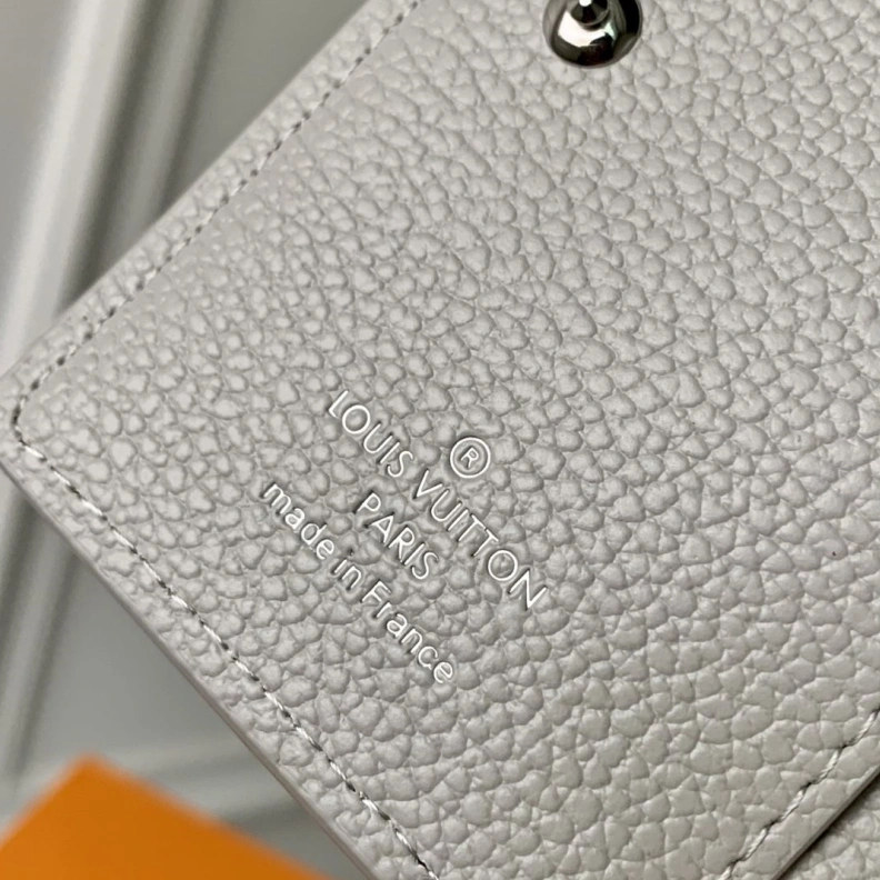 Flexible LX Wallets 1534
